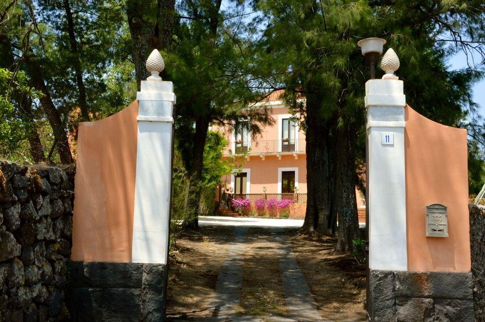 Villa Bonaccorso - Antica E Maestosa Villa Con Piscina Ai Piedi Dell'Etna Viagrande Exterior foto