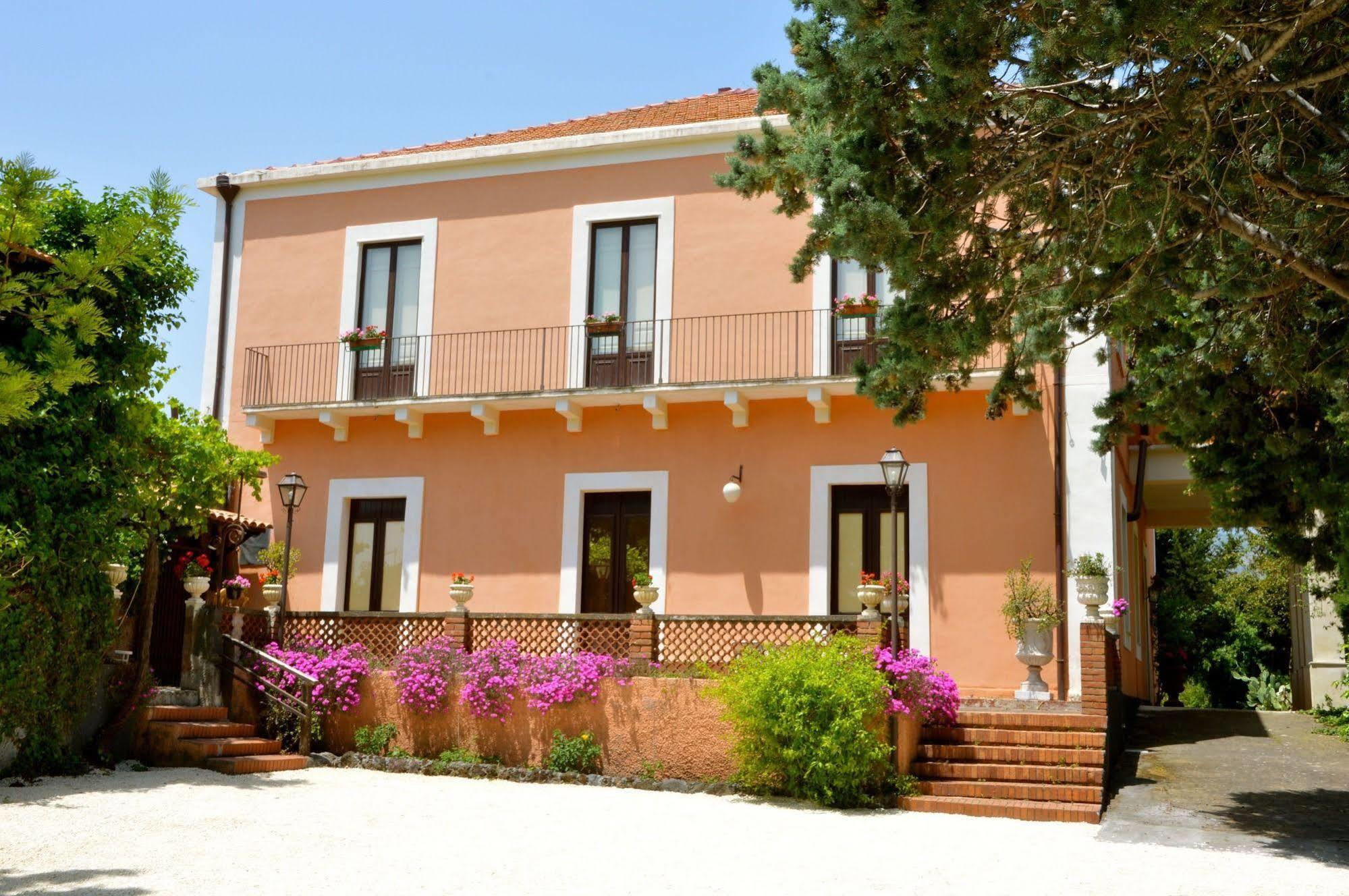 Villa Bonaccorso - Antica E Maestosa Villa Con Piscina Ai Piedi Dell'Etna Viagrande Exterior foto